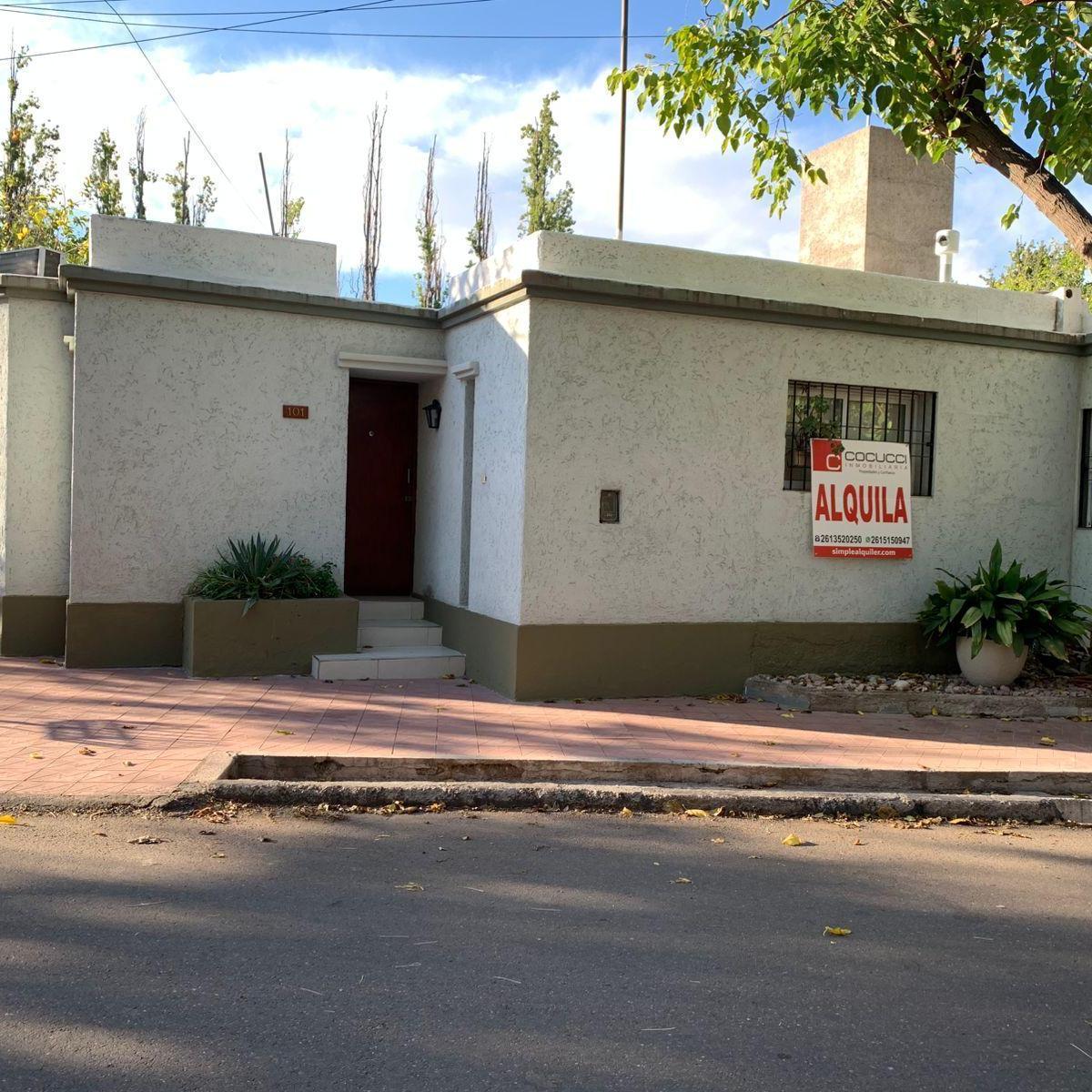 Cornelio Saavedra 101, Bº Armani.- Carrodilla, Lujan de Cuyo
