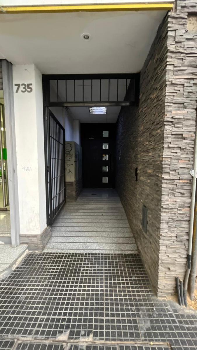 España 735 Ciudad (entre Colon y San Lorenzo), Ciudad de Mendoza, Mendoza