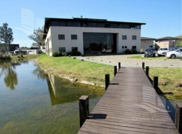 Oficina comercial · 74m² · 4 Ambientes · 2 Cocheras · Oficina en Riviera Park