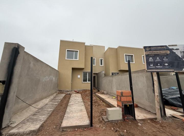 Casa · 250m² · 4 Ambientes · 1 Cochera