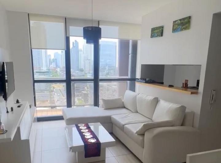 Departamento de 2 Ambientes Amoblado en Art María