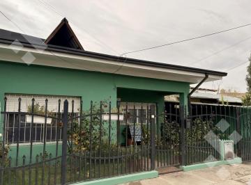 Casa · 151m² · 3 Ambientes · 2 Cocheras · En Venta | Casa Depto | Barrio Los Aromos | Plottier