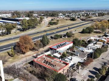 Bodega-Galpón · 772m² · Dos Galpones en Venta Sobre Circunvalacion