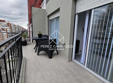 Departamento · 60m² · 3 Ambientes · Departamento 3 Amb Reciclado con Balcon Terraza - Zon