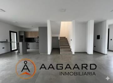 PH · 186m² · 4 Ambientes · 2 Cocheras · Prados de Manantiales Duplex en Venta 3 Dorm. a Estrenar