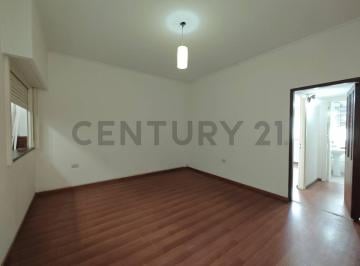 Departamento · 47m² · 2 Ambientes · 6 48 y 49 - Departamento de 1 Dormitorio - Oportunidad de Inversion