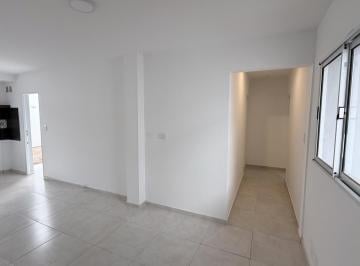 Casa · 70m² · 3 Ambientes · Venta - Casa - Interna - Patio - a Estrenar