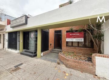 Local comercial · 135m² · 4 Ambientes · Local Comercial en Venta - Villa Ballester Centro