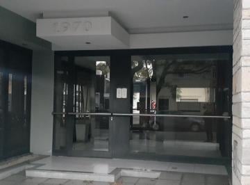 Departamento · 50m² · 2 Ambientes · 1 Cochera · Amplio Depto de Dos Ambientes con Balcón y Vista Abierta