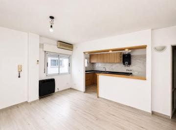 Departamento · 44m² · 3 Ambientes · Venta Depto 3 Amb Refaccionado a Nuevo en Beccar
