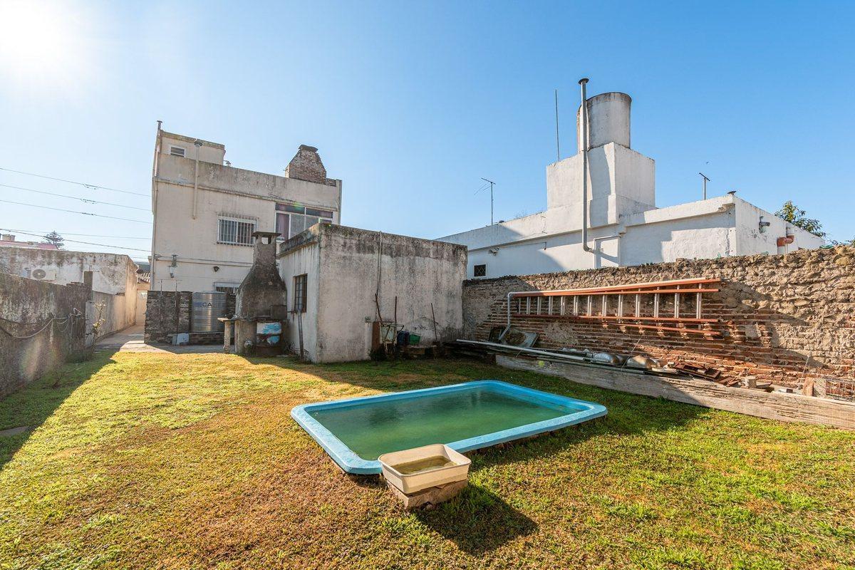 Junin 300,  Boulogne Sur Mer, San Isidro