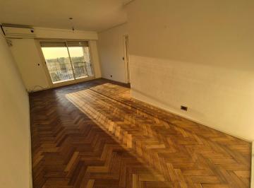 Departamento · 70m² · 4 Ambientes · Departamento 4 Ambientes en Banfield Oeste