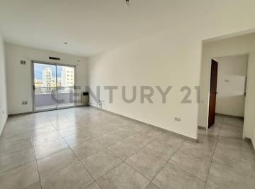 Departamento · 43m² · 2 Ambientes · Alquiler Departamento 1 Dormitorio Balcón
