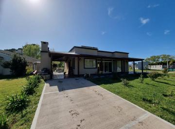 Casa · 76m² · 3 Ambientes · Hermosa Propiedad de 3 Ambientes con Cochera, Country Costa del Sol