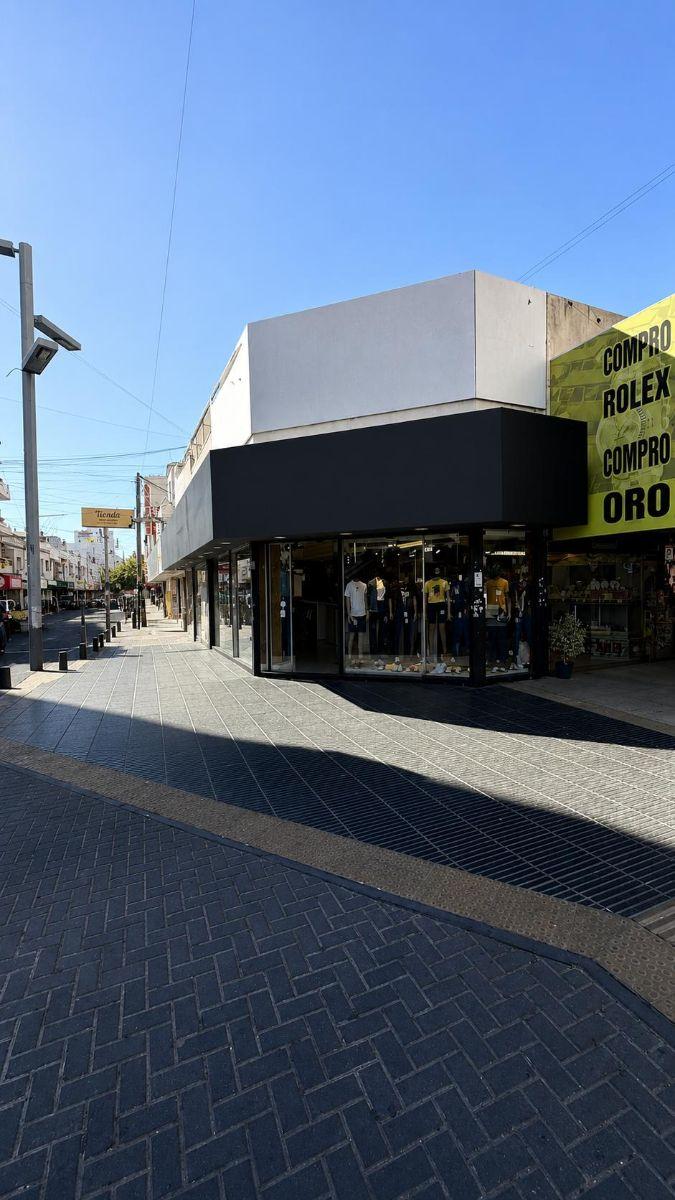 Peatonal Rivadavia, Centro, Quilmes