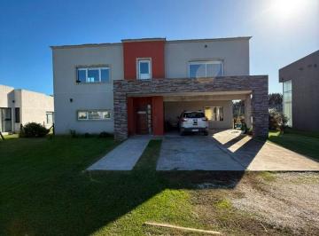 Departamento de 5 ambientes, Mar del Plata · Casa en Venta en Tierras del Mar, Mar del Plata