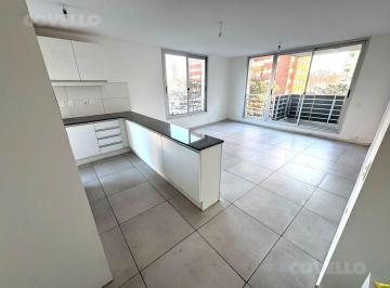 Departamento · 82m² · 4 Ambientes · 1 Cochera · Apartamento en Venta de 3 Dorm., 2 Baños y Cochera - Aguada