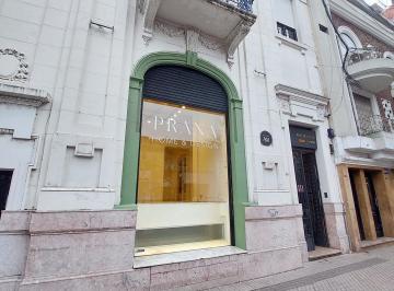 Local comercial · 600m² · Local en Alquiler a m del Paseo del Siglo!