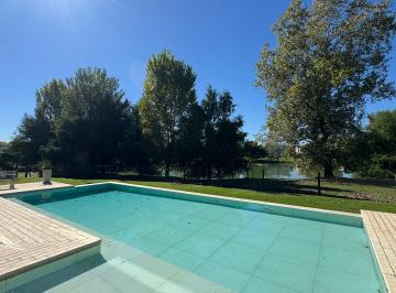 Casa de 8 ambientes, General Rodríguez · Excelente Casa en Dos Plantas Estilo Moderno Al Lago