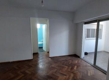 Departamento de 2 ambientes, San Cristobal · Venta | 2 Ambientes en Piso Alto – Apto Prof - San Juan y Sarandi
