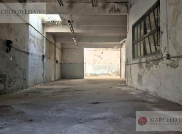 Bodega-Galpón · 250m² · Depósito en Pompeya