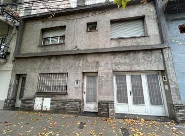 Casa · 76m² · 3 Ambientes · Venta Casa en Pb Dos Dorm. en Luis Agote