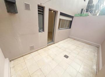 Departamento · 45m² · 3 Ambientes · Alquiler de Departamento de 3 Ambientes con Patio en Almagro
