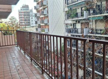 Departamento de 3 ambientes, Almagro · 3 Amb Al Frente con Balcón Corrido – Súper Luminoso –