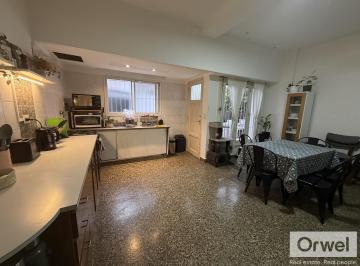 PH · 95m² · 3 Ambientes · PH con Patio en Alquiler en La Zona de Olivos.