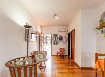 PH · 87m² · 4 Ambientes · 1 Cochera · PH 4 Ambientes - Patio Lavadero Cochera. Todo Luz