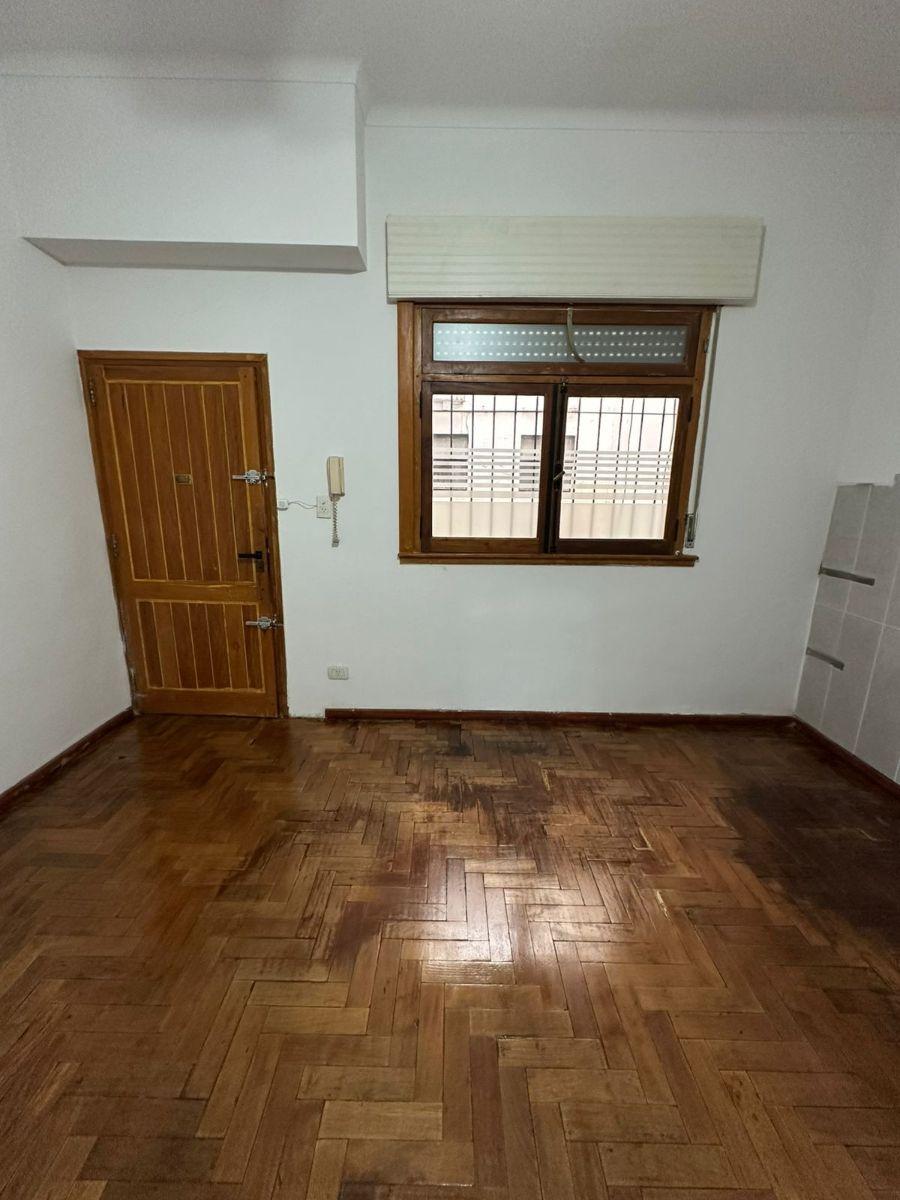 Basualdo 100, Villa Luro, Capital Federal