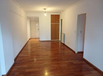 Departamento de 4 ambientes, Coghlan · Excelente Depto 4 Amb, 2 Baños, Luminoso, Al Frente, con Cochera, Bajas Expensas