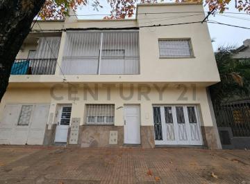 PH · 53m² · 3 Ambientes · PH de 2 Dorm. en Venta en La Plata