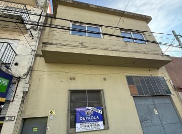 Bodega-Galpón · 450m² · Galpón Sobre Av Laprida en 2 Plantas Alquiler