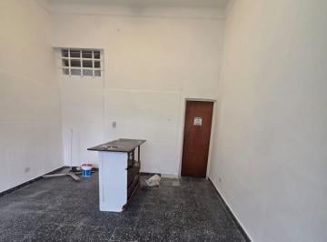 Local comercial de 1 ambiente, Villa Ortuzar · Alquiler Local Sobre Av en Villa Ortuzar