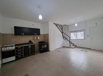 PH · 70m² · 3 Ambientes · Alquiler Duplex en 2 Plantas de 2 Dorm. Sin Expensas!