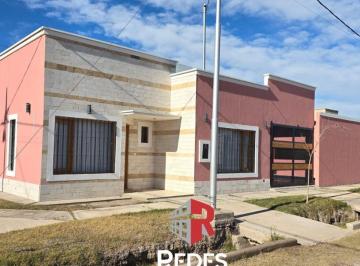Casa de 8 ambientes, San Rafael · Vendo Excelente Propiedad en San Rafael Mendoza de 3 Dorm. a un Excelente Precio -.