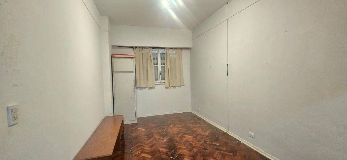 Charlone 639