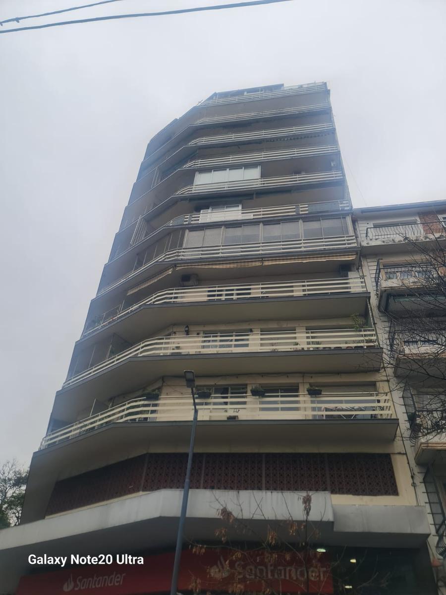 Araoz al 300