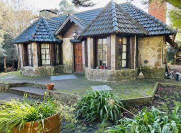 Casa · 140m² · 5 Ambientes · 2 Cocheras · Casa en Bosque Peralta Ramos