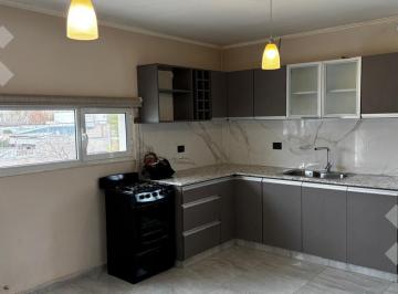 Departamento · 90m² · 3 Ambientes · Alquiler Departamento 2 Dorm. - Fernandez Oro - Rio Negro
