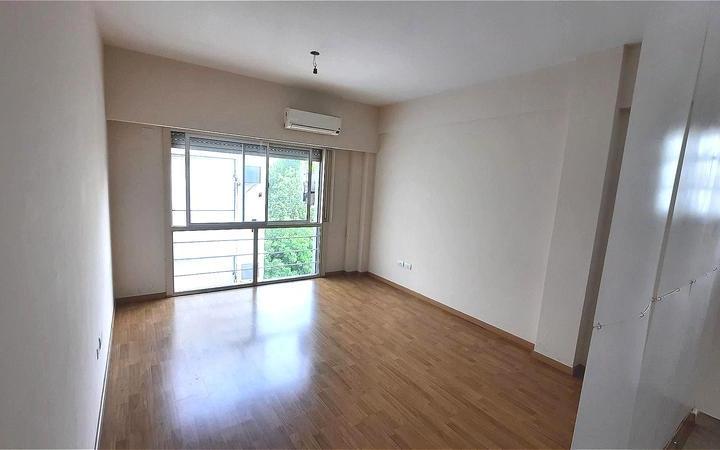 Monoambiente a m H. Italiano - Uso Profesional (No Vivienda)