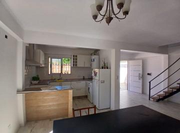 PH · 72m² · 3 Ambientes · 2 Cocheras · Venta PH 3 Amb Burzaco Impecable