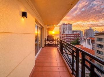 Departamento · 77m² · 3 Ambientes · 2 Cocheras · Departamento en Playa Grande