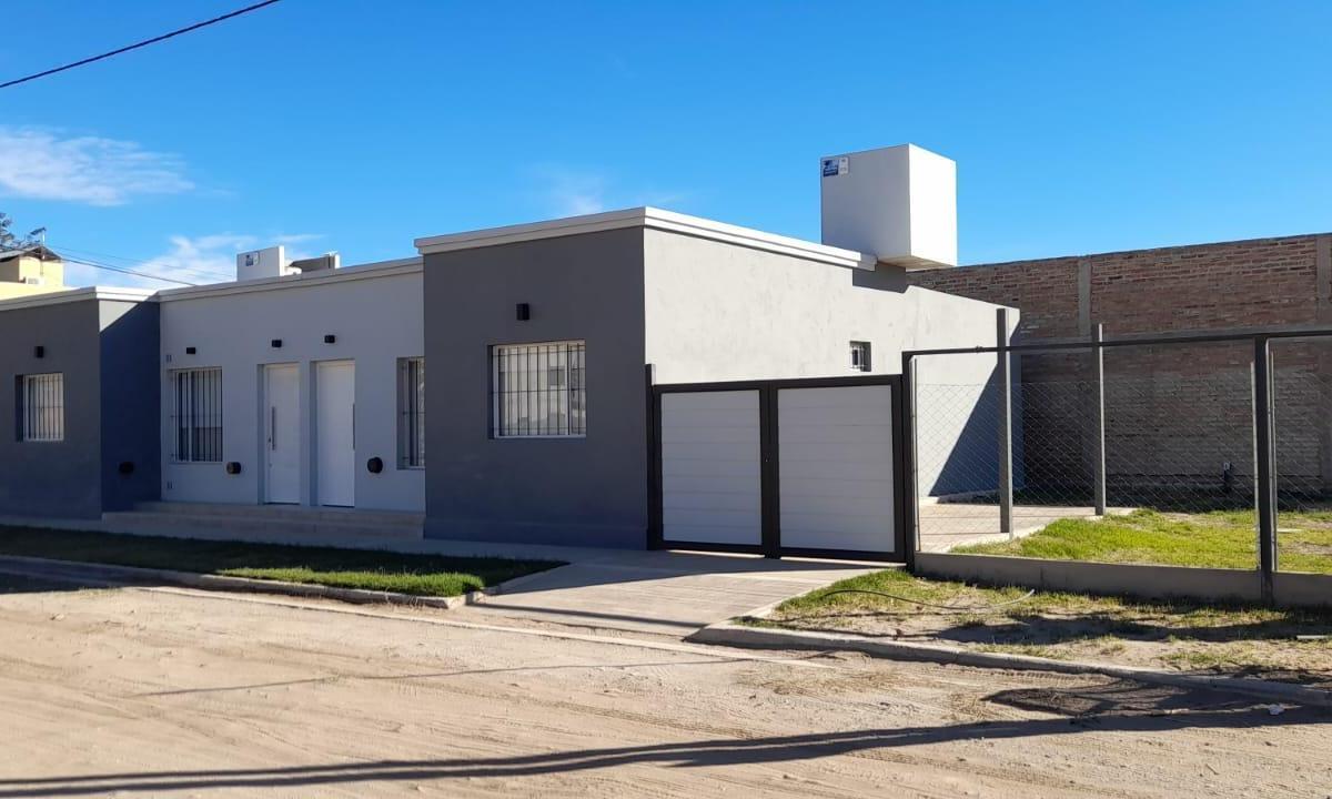 Se Alquila | Casa de 2 Dormitorios | B° Bella Vista, Plottier