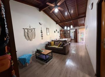 Casa · 124ha · 4 Ambientes · 1 Cochera · Venta Casa Banfield
