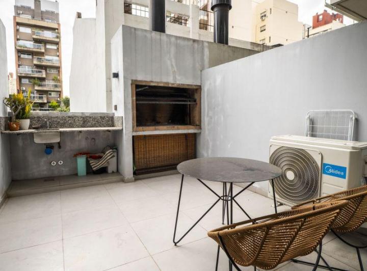 Departamento Monoambiente con Terraza y Parrilla Propia, Completamente Amoblado
