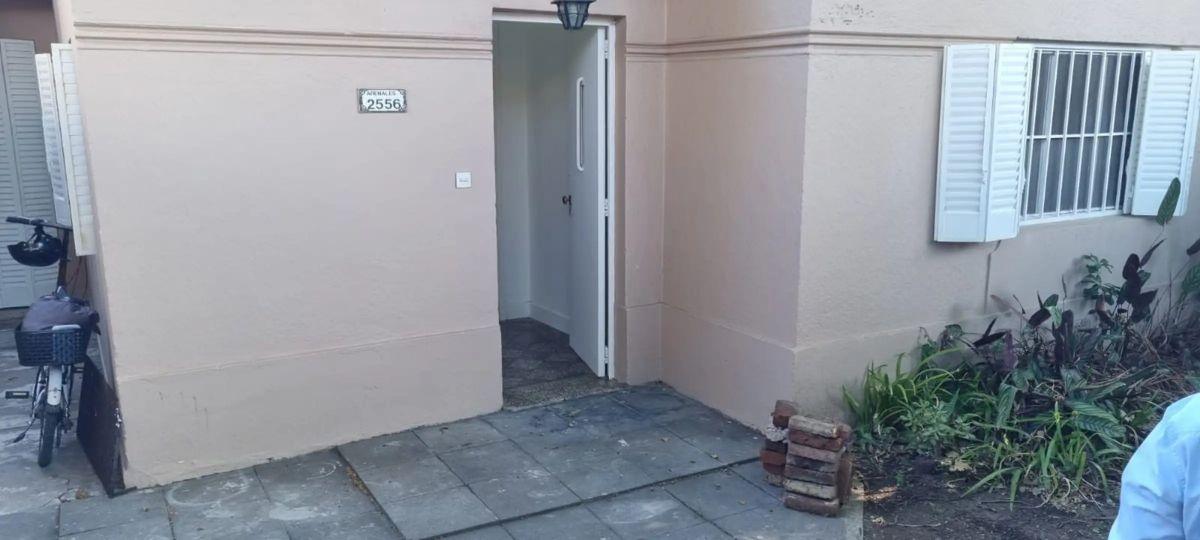 Arenales 2556
