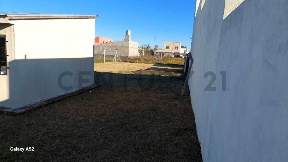 3 entre 488 y 489, Manuel B Gonnet, La Plata