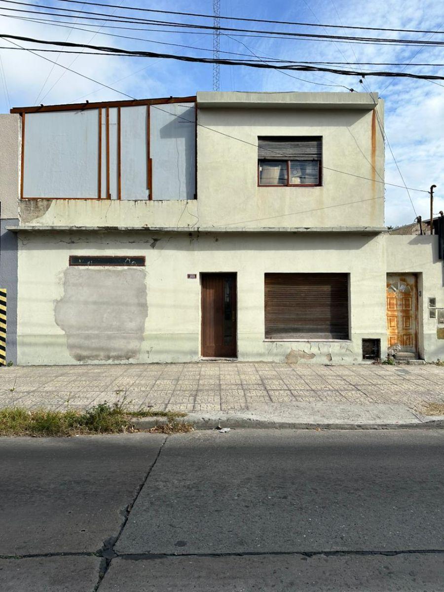 Charcas 2500, Lomas del Mirador, La Matanza